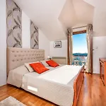 Villa Sunce *